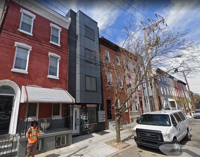 Primary Photo - 2004 N 8th St