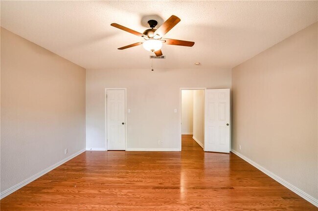 Building Photo - 1706 Chino Cove