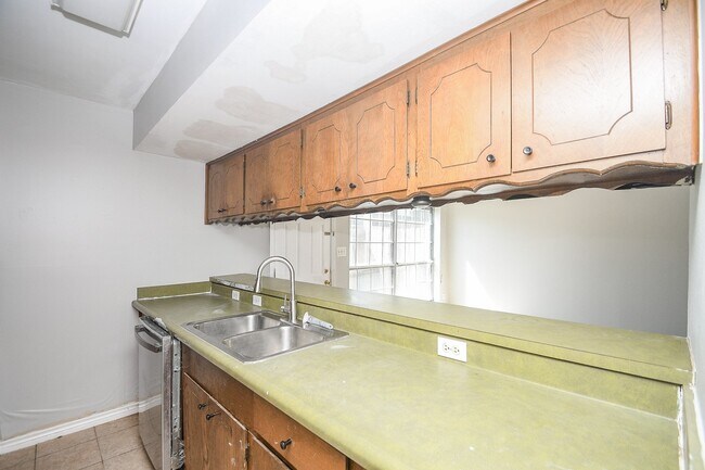 Building Photo - 4258 Belle Park Dr