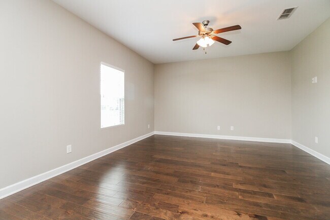 Building Photo - 4806 Beryl Dr