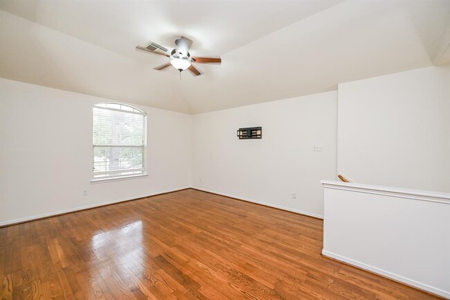 Building Photo - 25007 Ivy Trace Ln