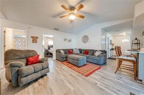 Building Photo - 961 Whisler Ct