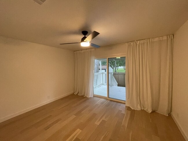 Building Photo - 9908 Brasher Dr