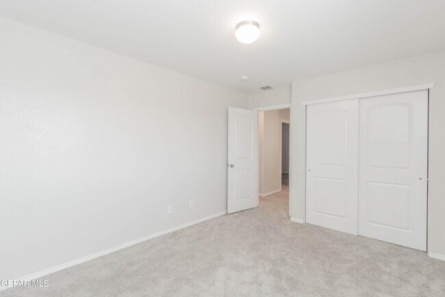 Building Photo - 14465 Mariam Hanna St