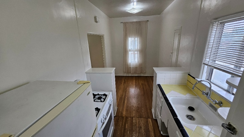 Building Photo - 1425 Echo Park Ave