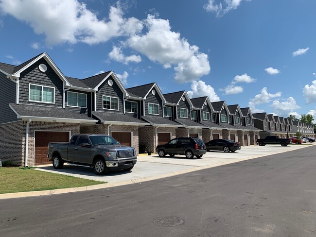 Building Photo - The Grove Luxury Townhomes