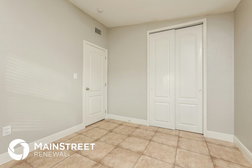 Building Photo - 5272 Vance Ave