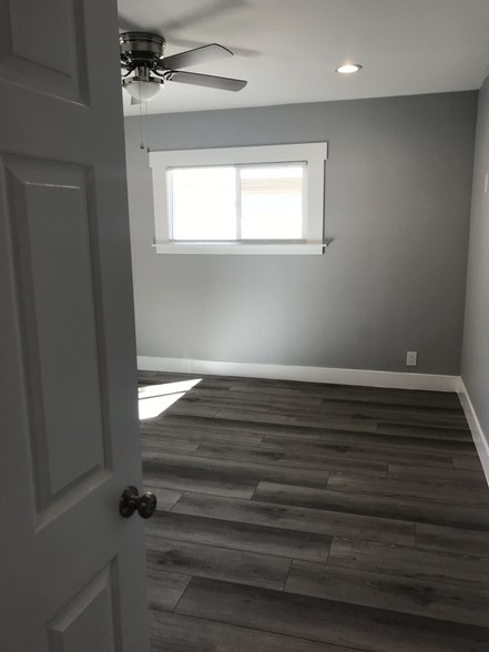 Building Photo - 2211 Gramercy Ave