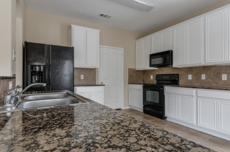 Building Photo - 249 Niagara Falls Dr