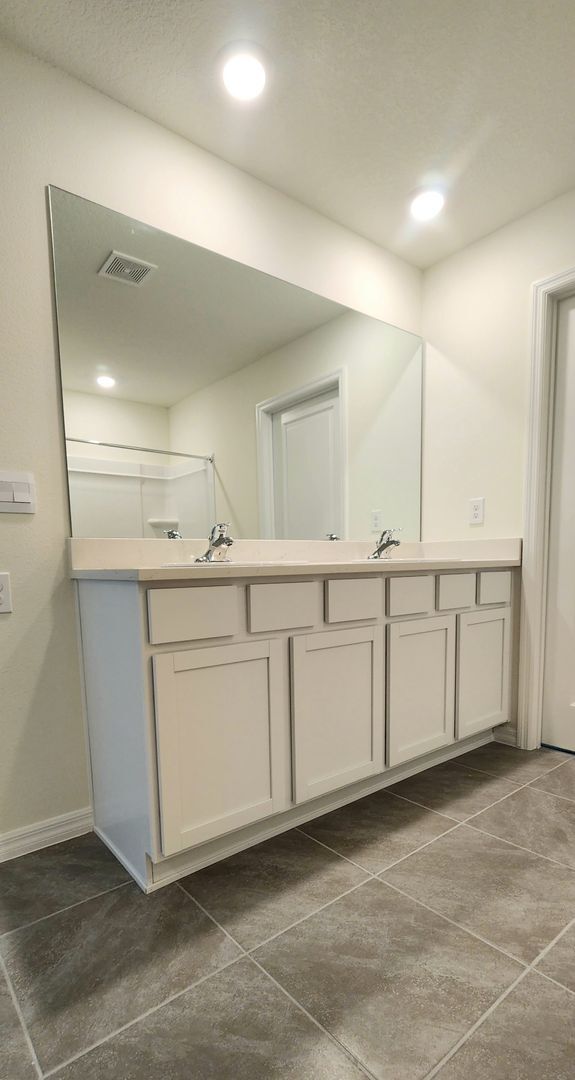 Building Photo - 5/3 New Construction Home in Avalon Woods