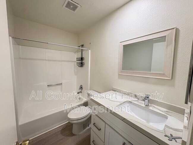 Building Photo - 33687 Whispering Palms Trail