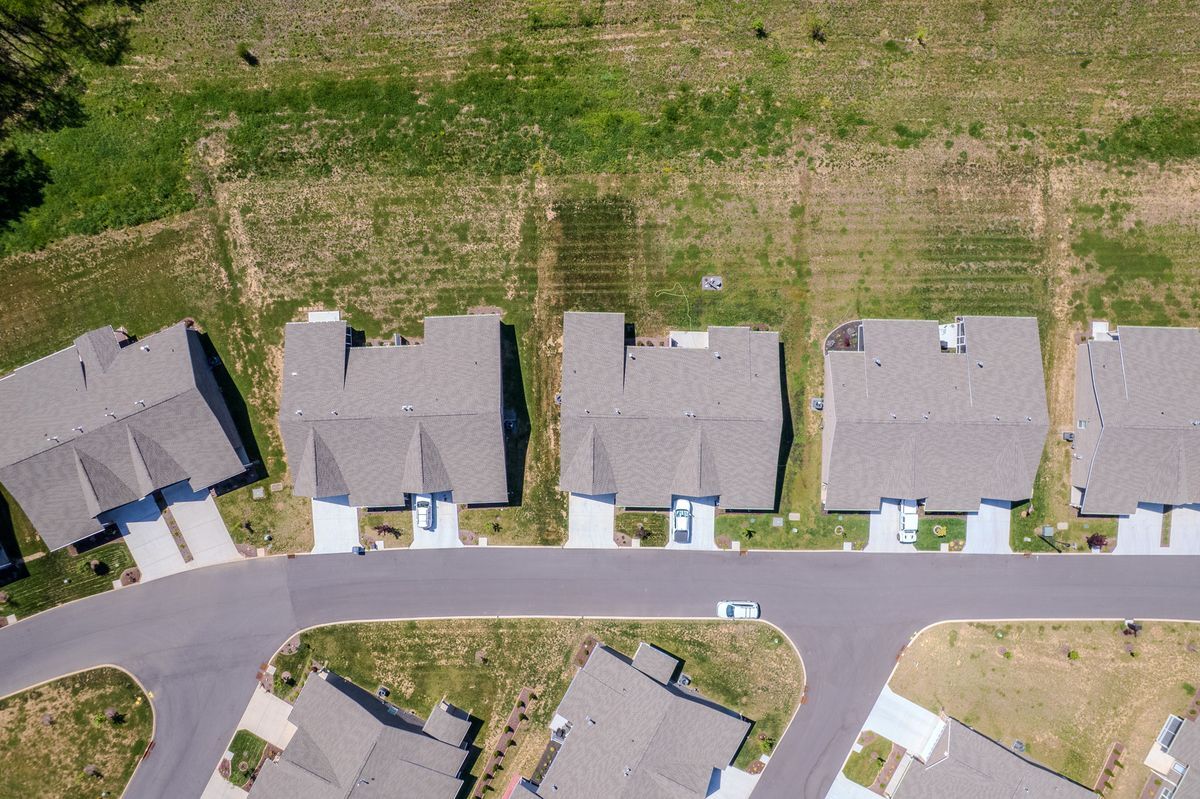 Building Photo - 728 Snowflower Cir