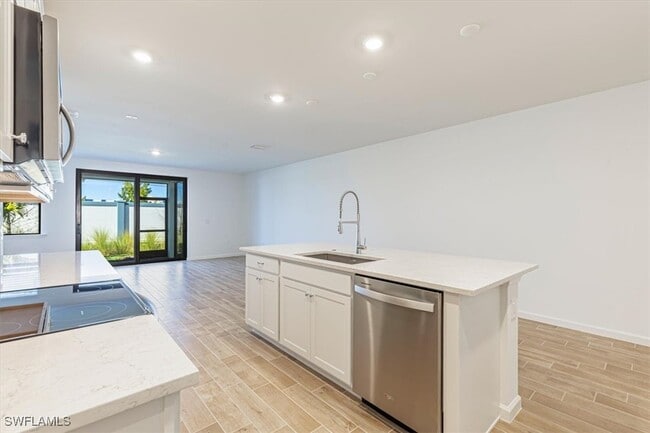 Building Photo - 27842 Solis Grande Dr