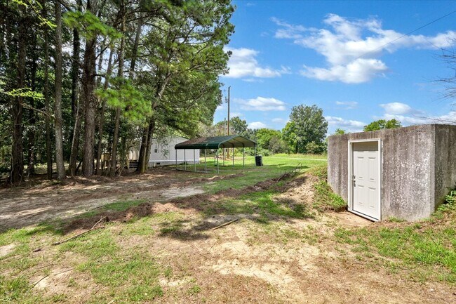 Building Photo - 575 Milligan Rd