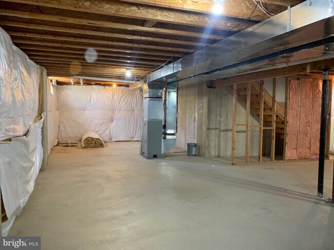 Building Photo - 187 Wynnefield Rd