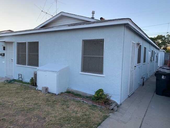 Building Photo - 3107 E 65th St