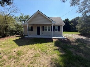 Building Photo - 759 Hog Mountain Rd