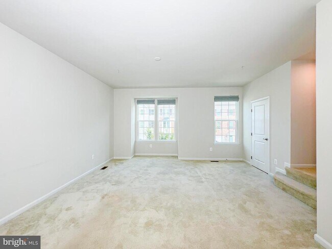 Building Photo - 72 Caswell Dr
