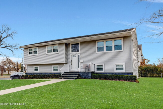 Building Photo - 280 Oakley Ave