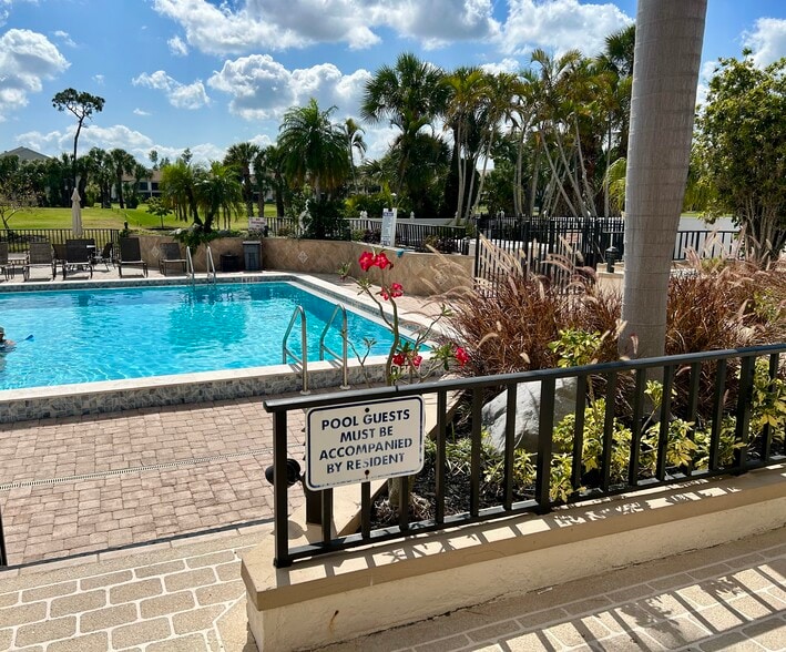 awesome pool - 17280 Eagle Trce