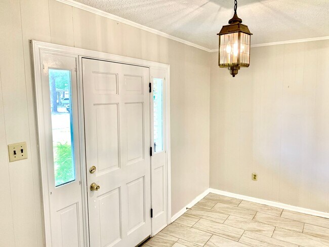 Building Photo - Magellan Neighborhood