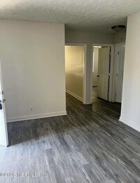 Building Photo - 1554 W 22nd St