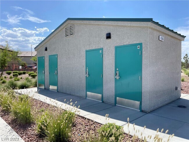 Building Photo - 4451 Sapphire Moon Ave