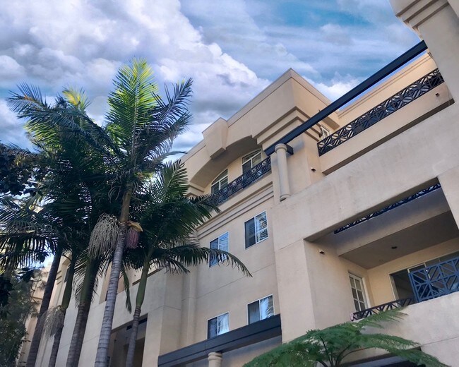 1875 S Beverly Glen Blvd 1875 S Beverly Glen Blvd Los Angeles CA