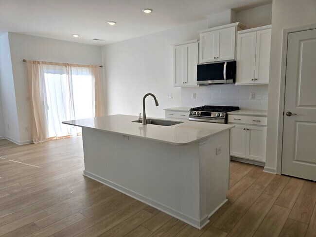 Building Photo - 1816 Pheasant Trce Cir