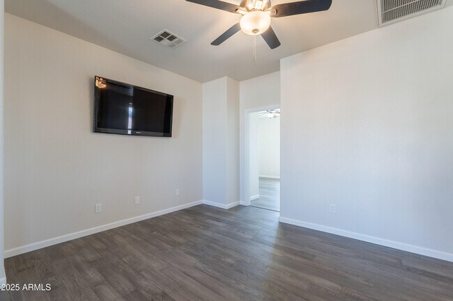 Building Photo - 12307 W Villa Hermosa