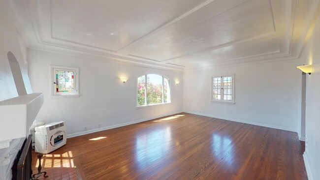 Building Photo - 10747 Ashton Ave