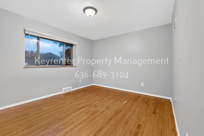 Building Photo - 7405 Olian Dr