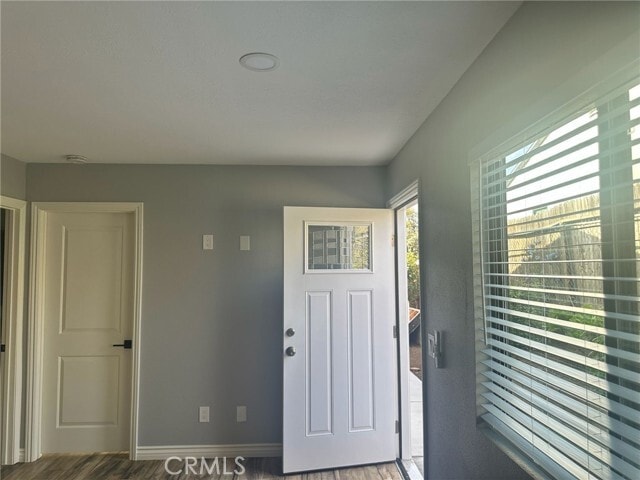 Building Photo - 620 Wilshire Pl