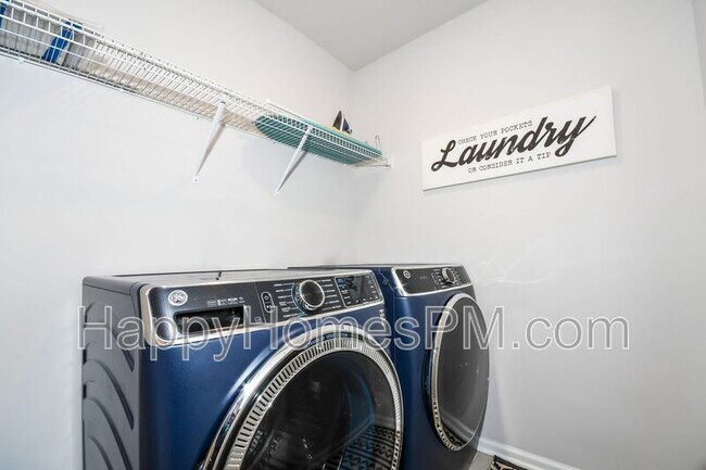Building Photo - 4571 Summey Street
