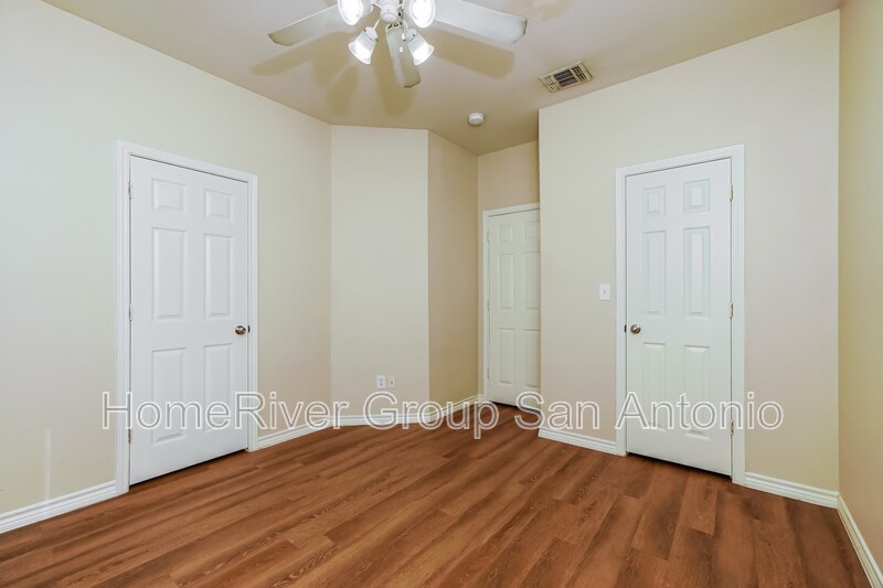 Building Photo - 7105 Tourant Rd