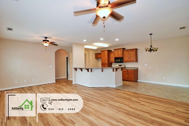 Building Photo - 3516 Humbug Dr