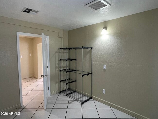 Building Photo - 1701 E Harvard St