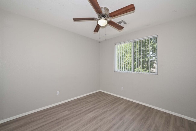Building Photo - 223 S 119th Dr
