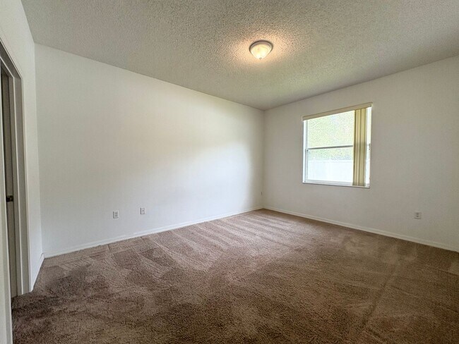 Building Photo - Fantastic Lake Nona area 4 BR 2 BA home in...