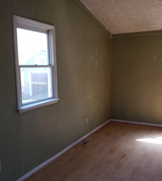 Building Photo - 3515 Bergman Ave
