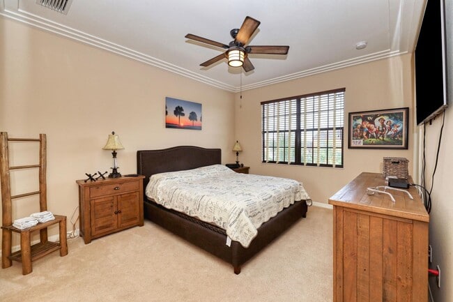 Building Photo - ? Stylish 2BR/2BA Townhouse in Resort-Style Community | Available July 2025 – April 2026 | 30-Nig...