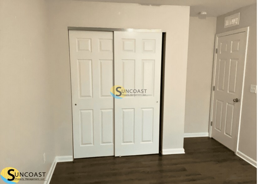 Building Photo - 8223 Golden Bamboo Dr