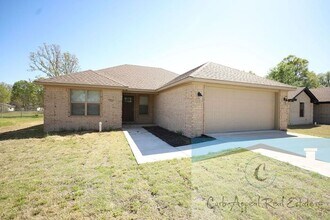 Building Photo - Recent construction, beautiful 3 bed / 2 bath home - Brookland!