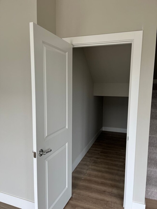 Building Photo - Garrison Square 3 bedroom- Brand New!