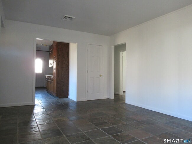 Building Photo - 74 Harvester Rd