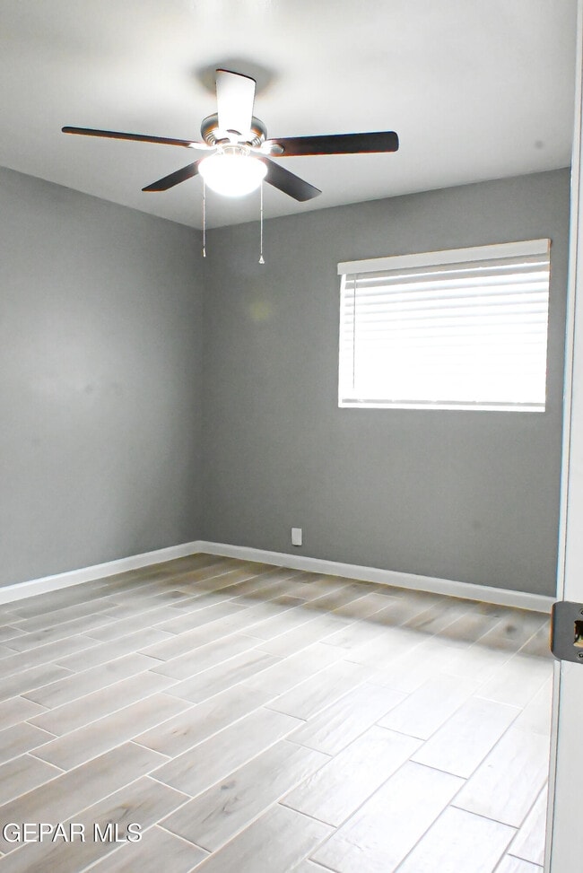 Building Photo - 3405 Hixson Street