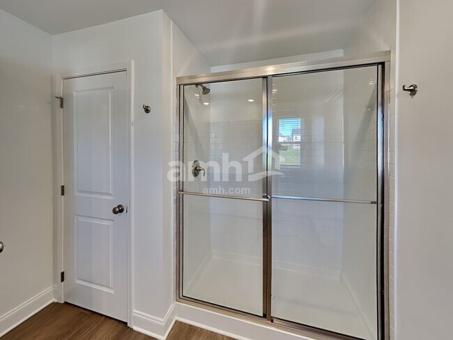 Building Photo - 214 Argea Dr