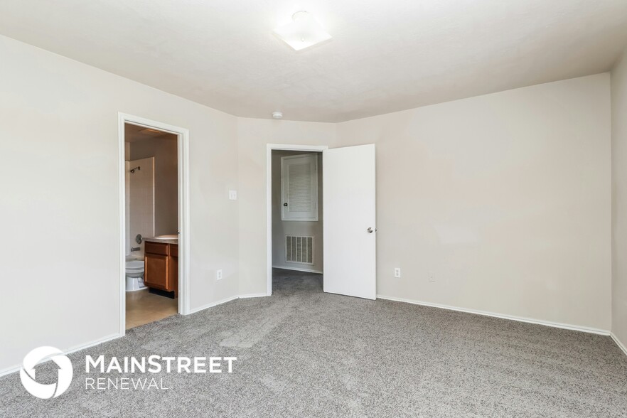 Building Photo - 21202 Linden House Ct