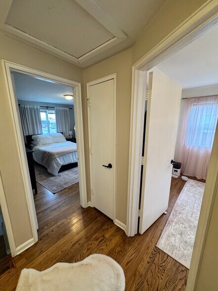 View into Bedroom from Landing - 3324 Coolidge Hwy