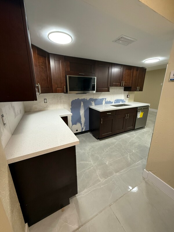 Building Photo - 2336 NW 35th St